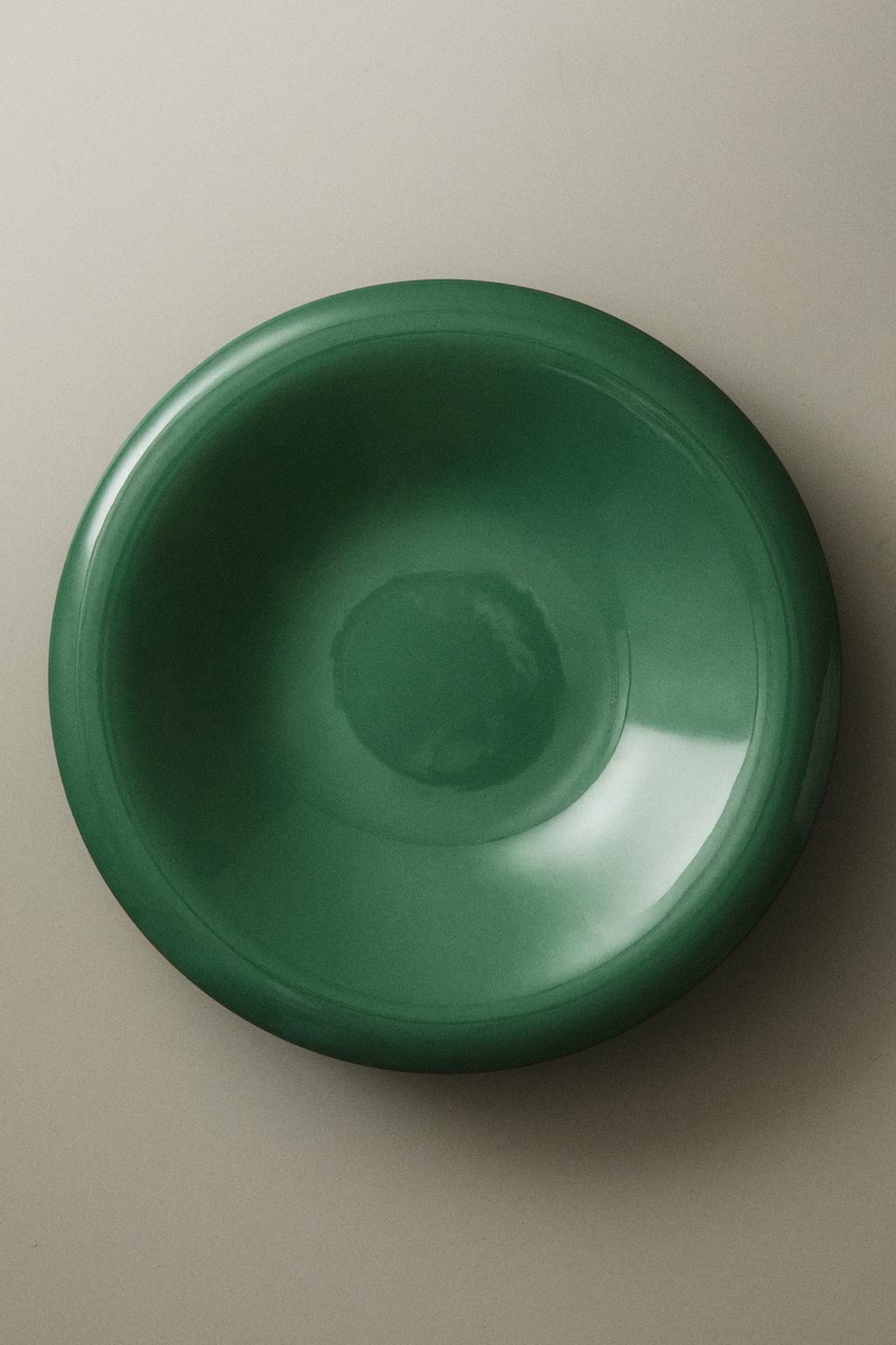 Эмалированная суповая тарелка из фарфора