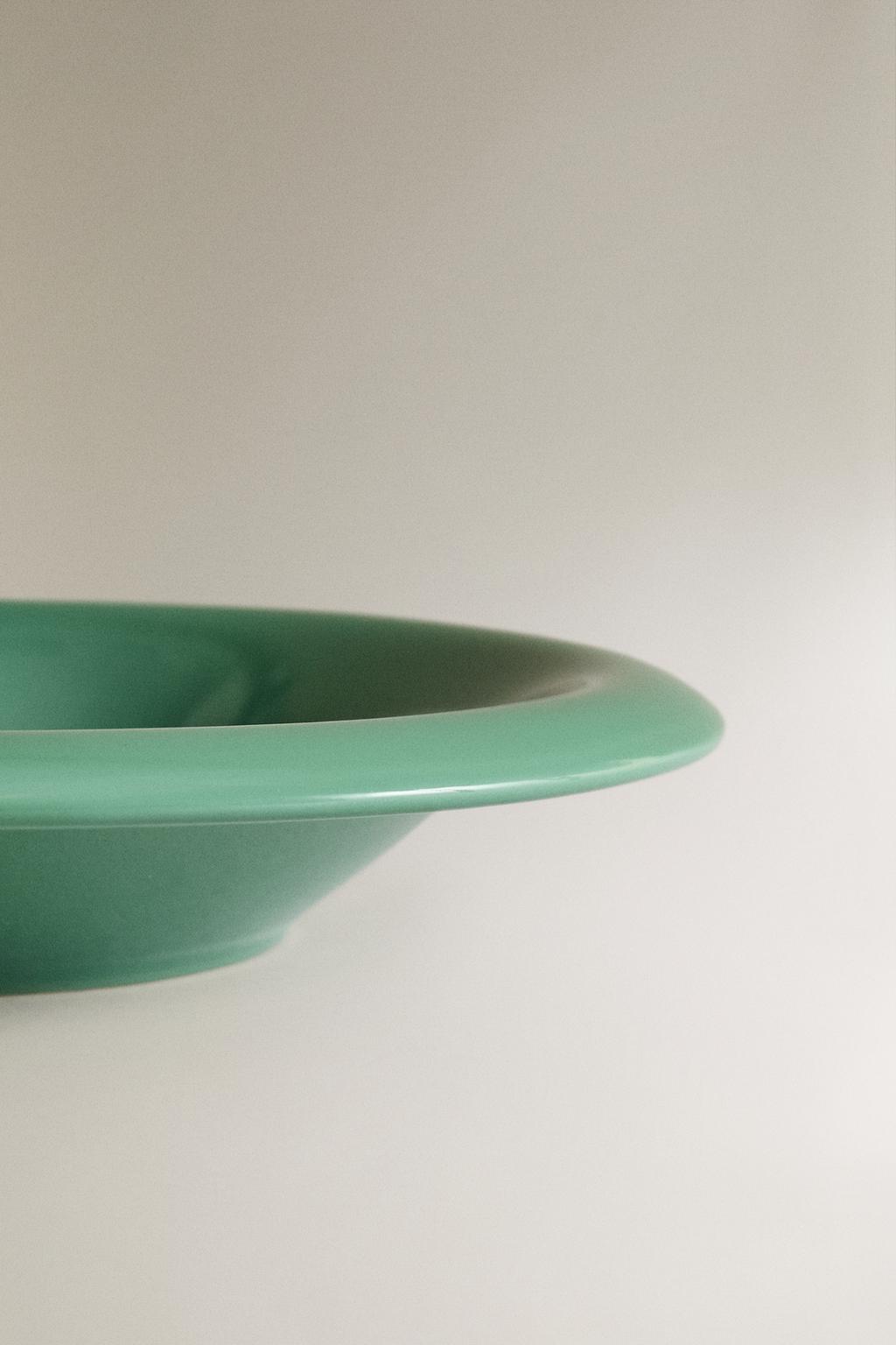 Эмалированная суповая тарелка из фарфора