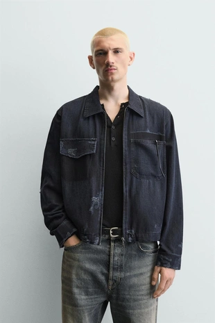 Укороченная куртка с эффектом рваных деталей- Заказать в России