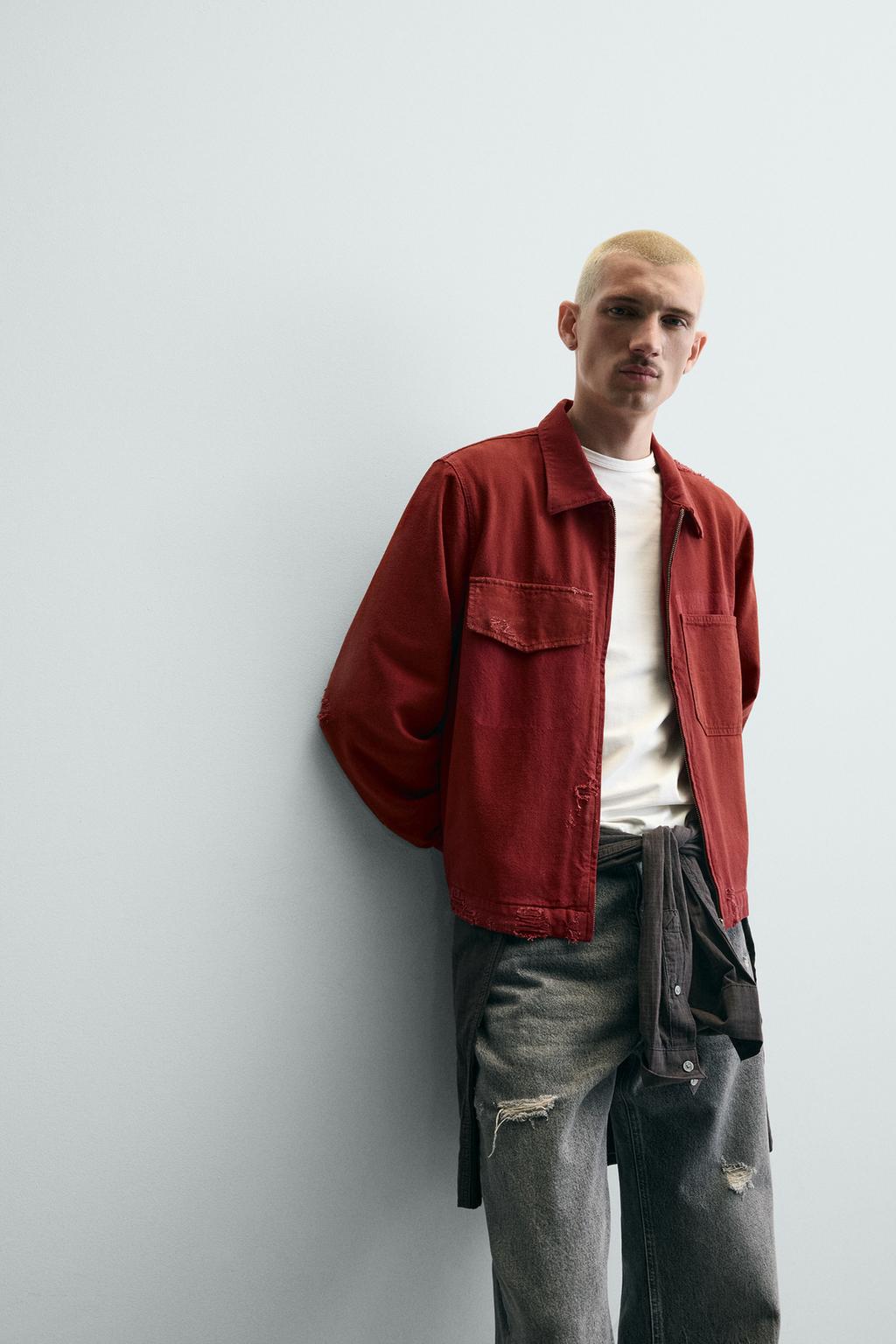 УКОРОЧЕННАЯ КУРТКА С ЭФФЕКТОМ ПОТЕРТОСТЕЙ