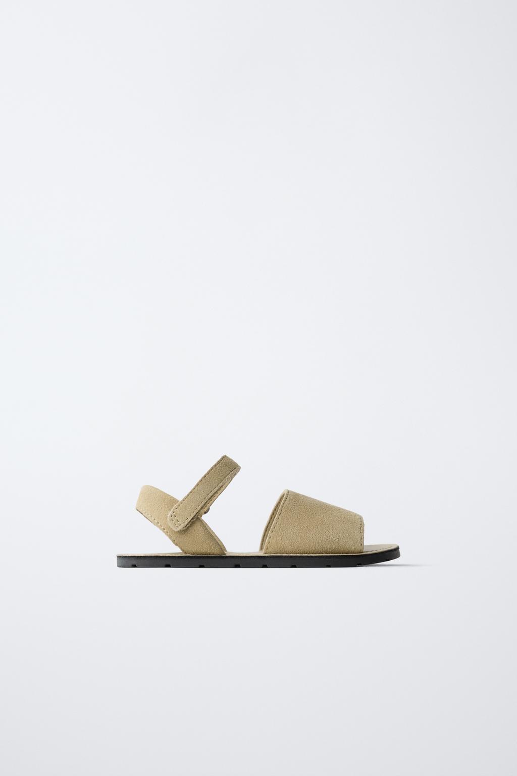 Кожаные сандалии