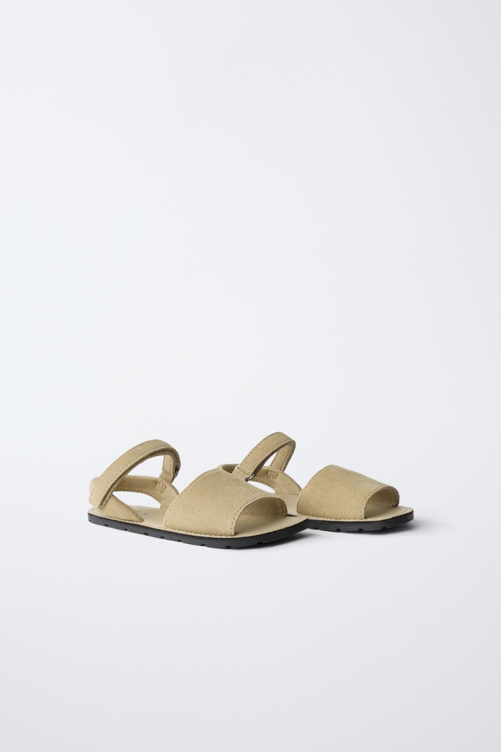 Кожаные сандалии