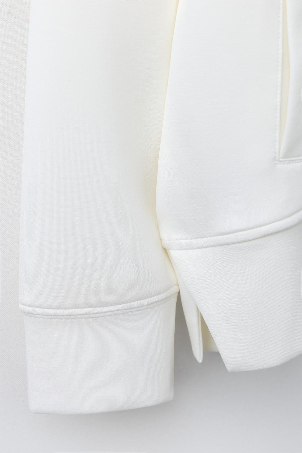 ТОЛСТОВКА С МОДАЛОМ LILO & STITCH © DISNEY