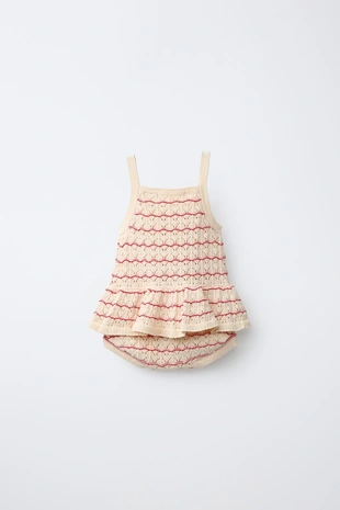 Вязаный комбинезон в полоску с воланами- Заказать в России