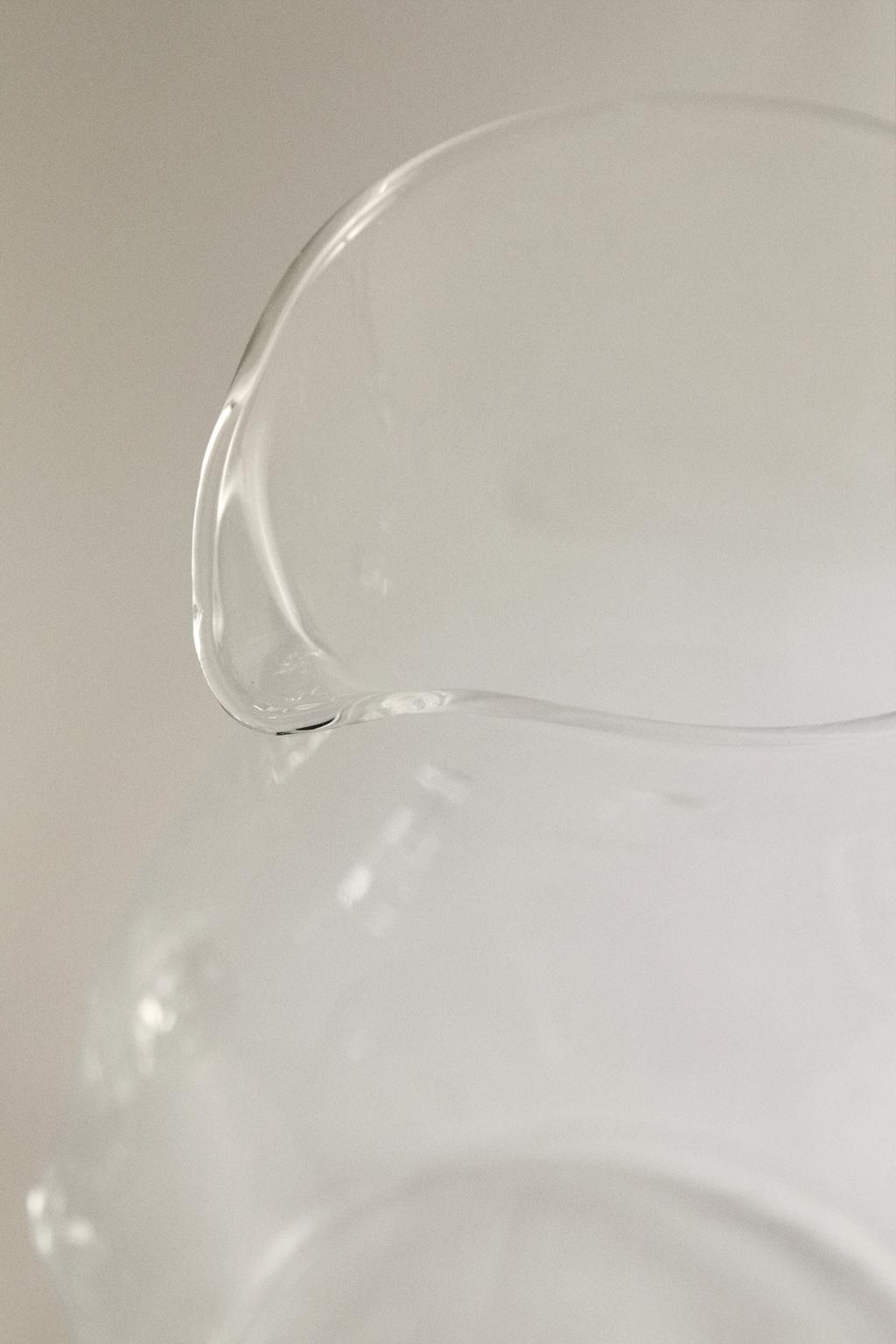 Кувшин из боросиликатного стекла с точками