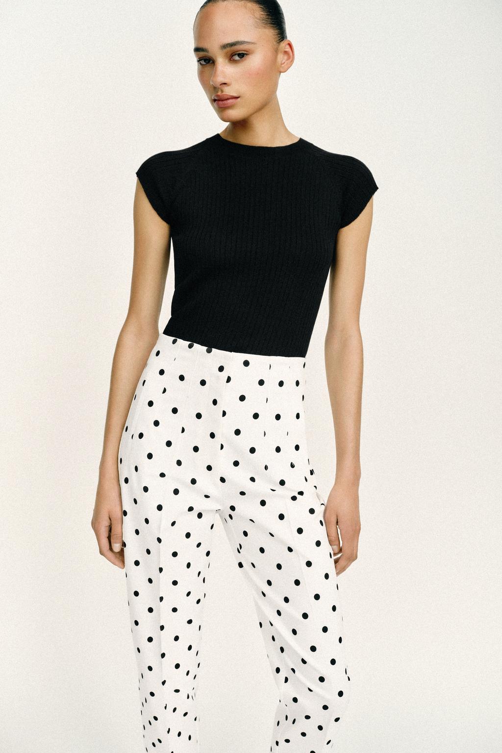 УКОРОЧЕННЫЕ БРЮКИ В ГОРОШЕК С ВЫСОКОЙ ПОСАДКОЙ