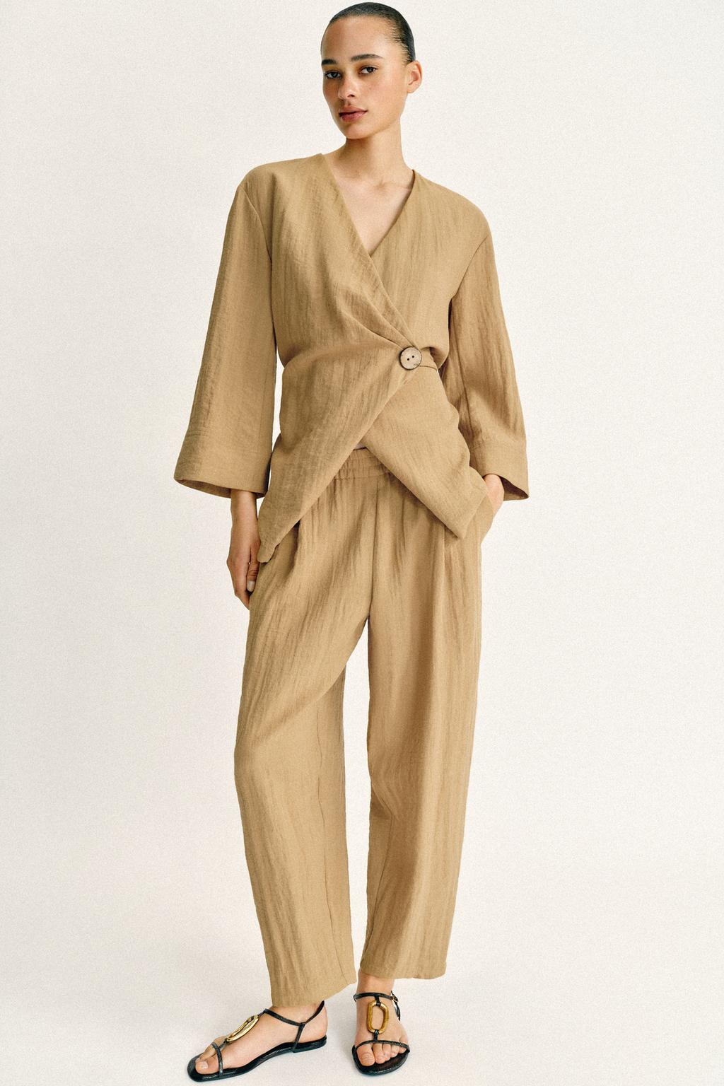 КОМПЛЕКТ СТРУЯЩИХСЯ БРЮК С ЭЛАСТИЧНЫМ ПОЯСОМ