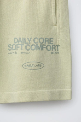 Шорты из мягкой ткани с надписью- Заказать в России