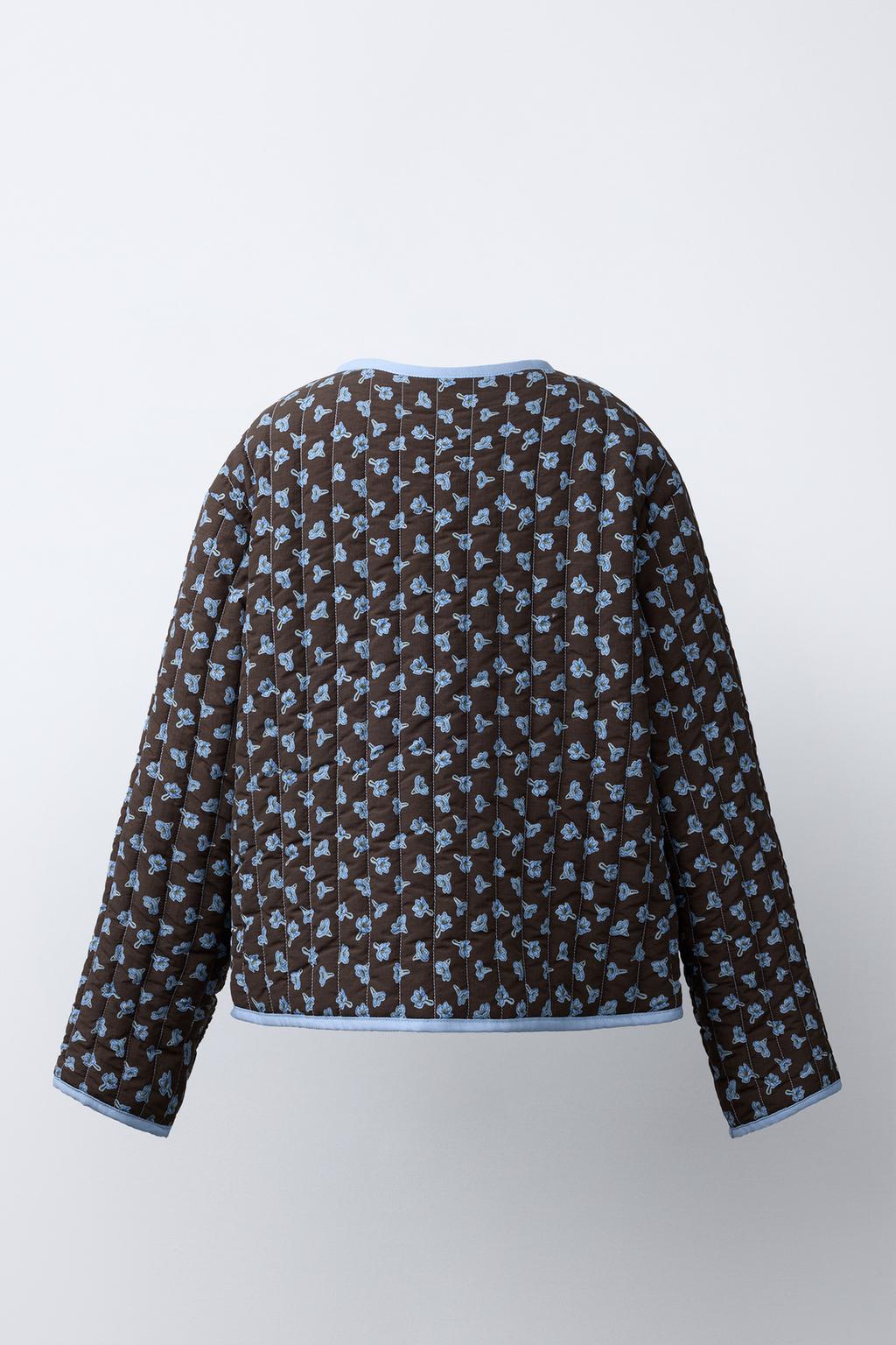 СТЕГАНАЯ КУРТКА С ЦВЕТОЧНЫМ ПРИНТОМ