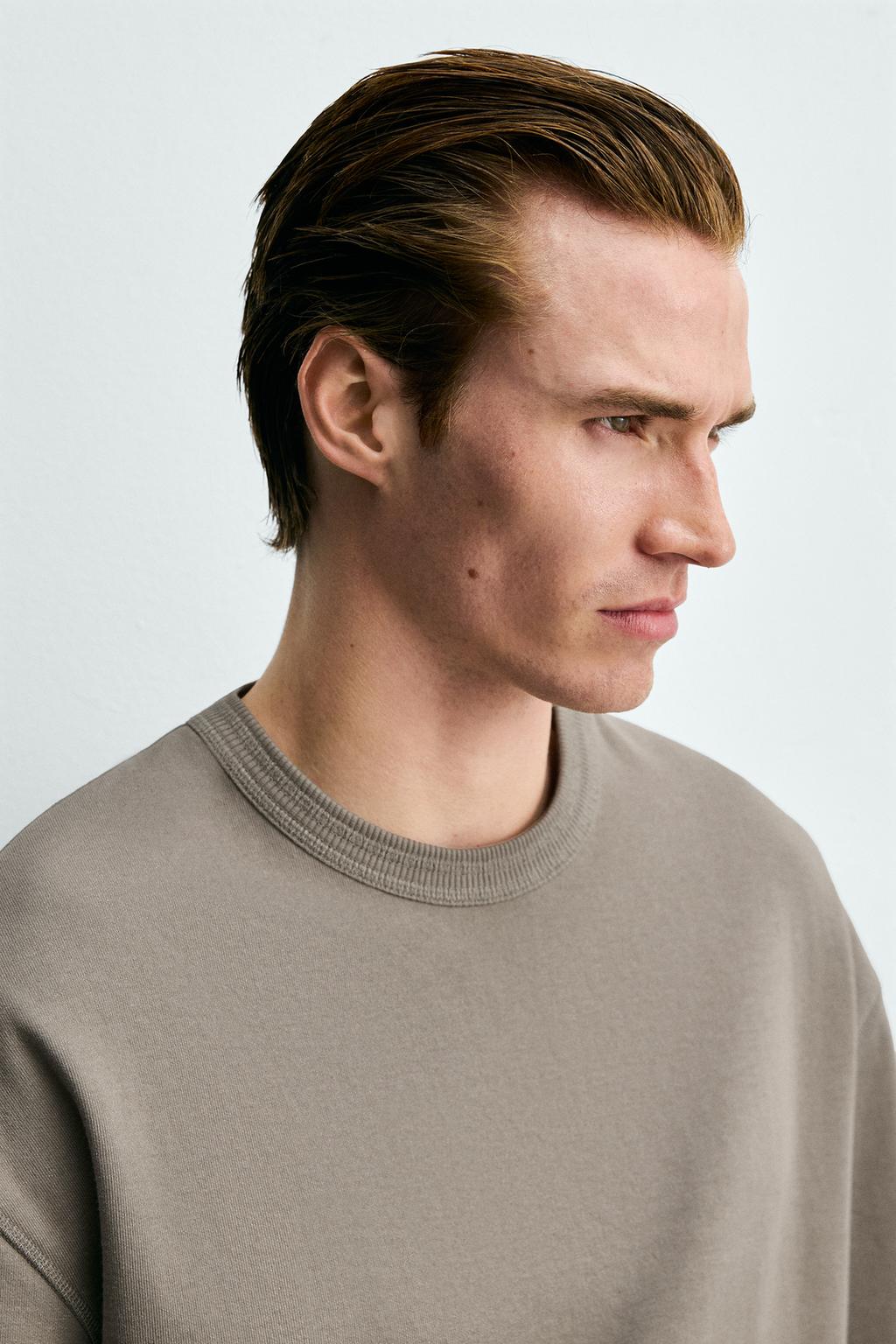 ТОЛСТОВКА СВОБОДНОГО КРОЯ С КОРОТКИМИ РУКАВАМИ