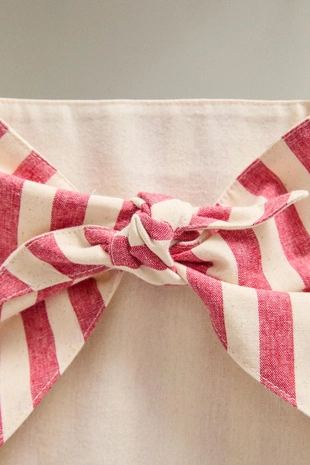 Бандана для питомца с полосками и вышитым помидором- Заказать в России