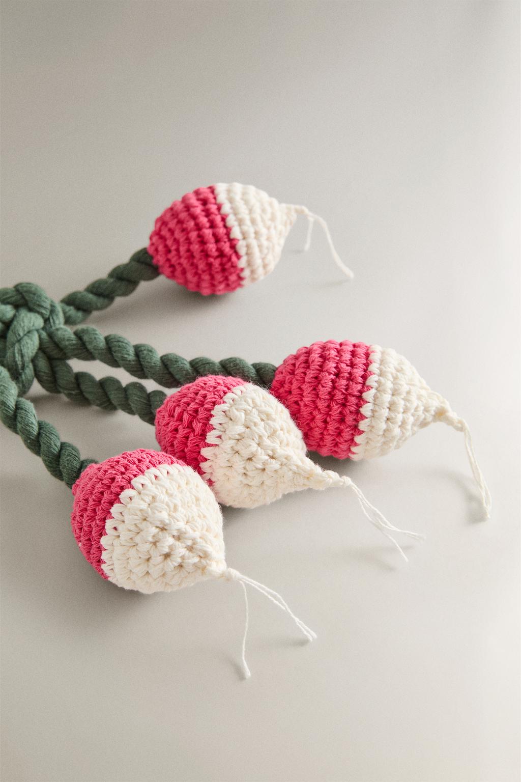 Игрушка для домашних животных в виде пучка редисок