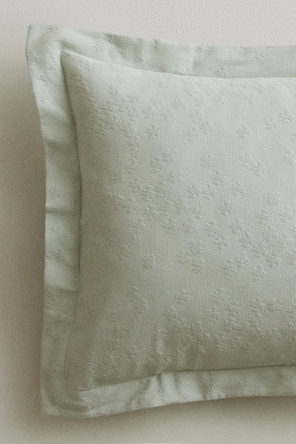 Чехол для подушки clover