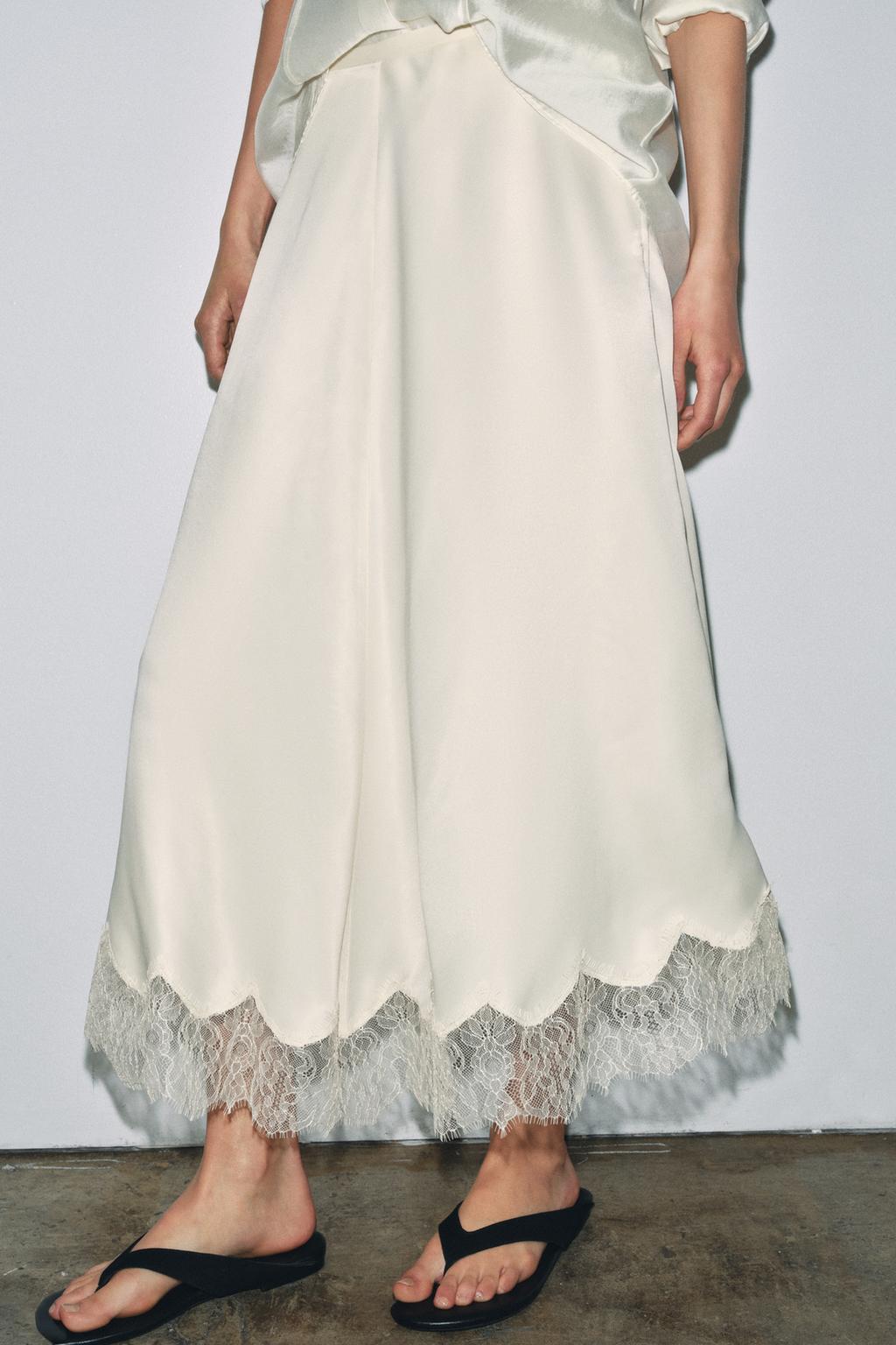 АТЛАСНАЯ ЮБКА С КРУЖЕВОМ — ZW COLLECTION