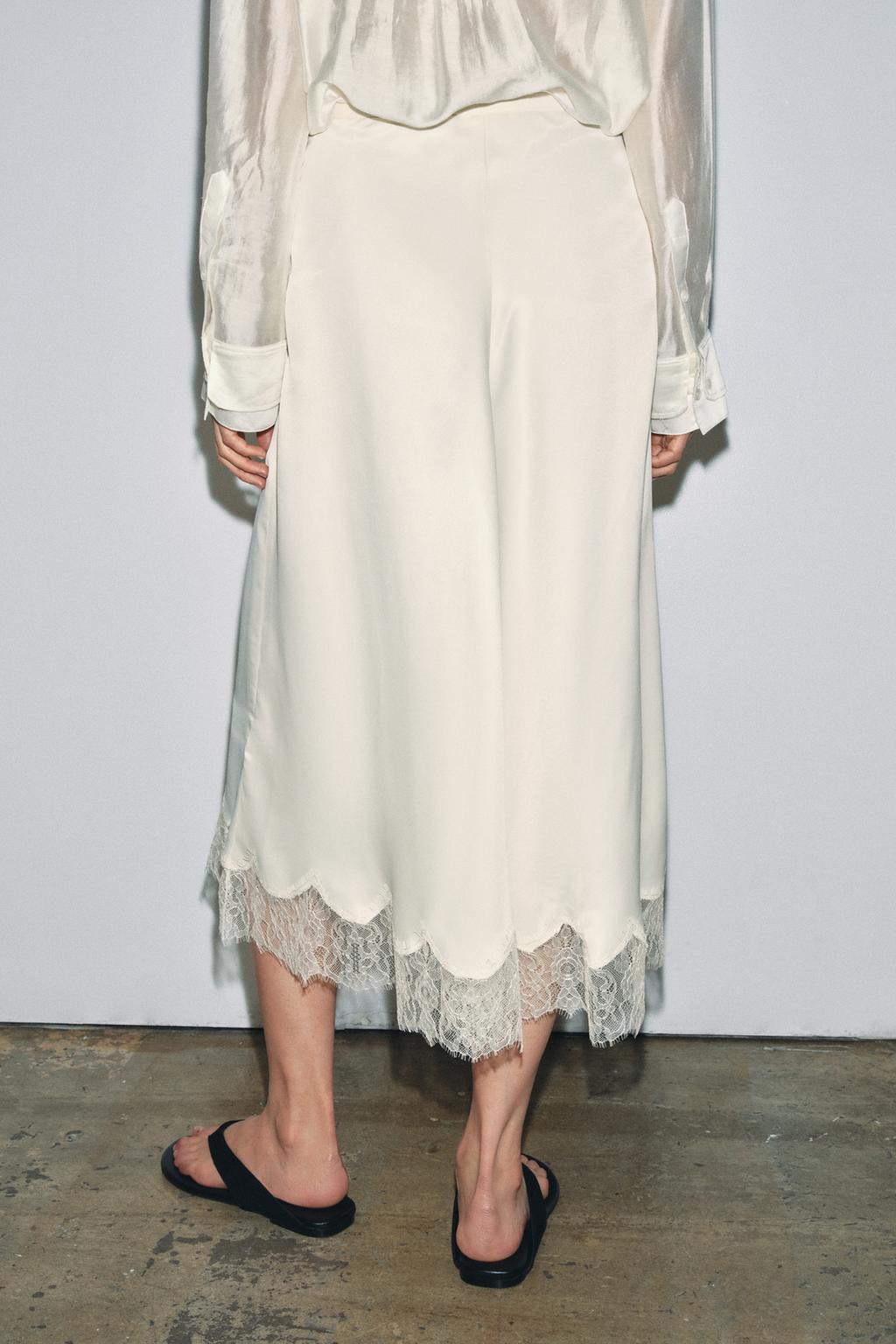 АТЛАСНАЯ ЮБКА С КРУЖЕВОМ — ZW COLLECTION