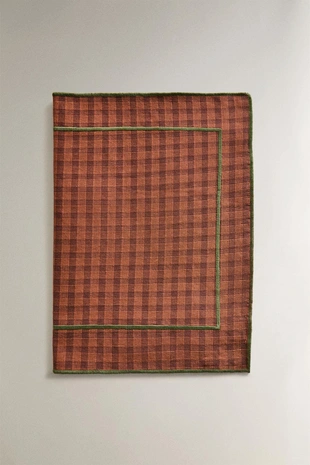 Салфетка из хлопка с клетчатым узором и контрастной стежкой- Заказать в России