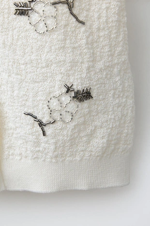 Кардиган из рельефной ткани с бусинами- Заказать в России