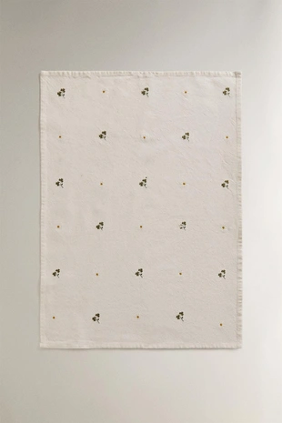 Вышитое полотенце для посуды с клевером- Заказать в России