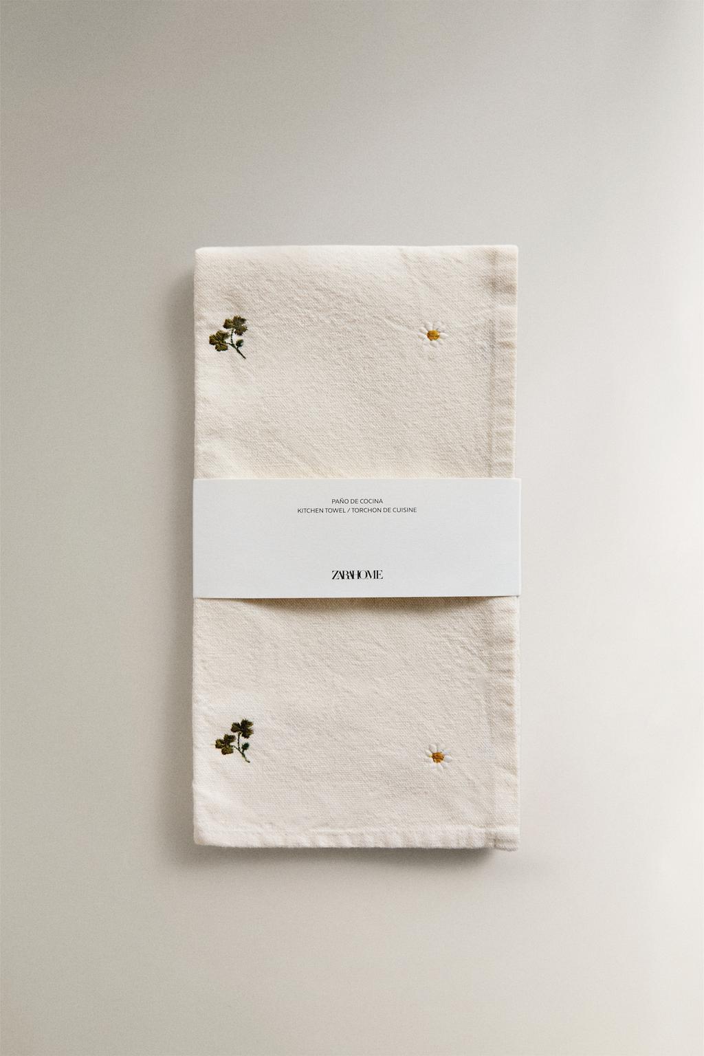 Вышитое полотенце для посуды с клевером