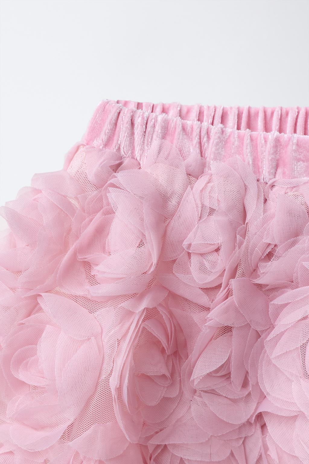 ЮБКА С РЕЛЬЕФНЫМИ ЦВЕТАМИ