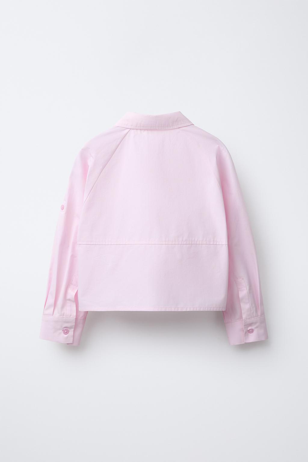 УКОРОЧЕННАЯ РУБАШКА С КАРМАНАМИ