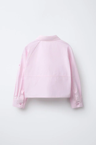 Укороченная рубашка с карманами