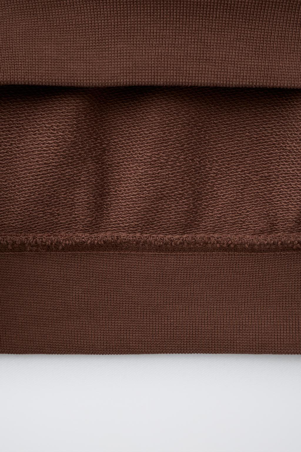 ФУТБОЛКА ИЗ ФУТЕРА С НАДПИСЬЮ