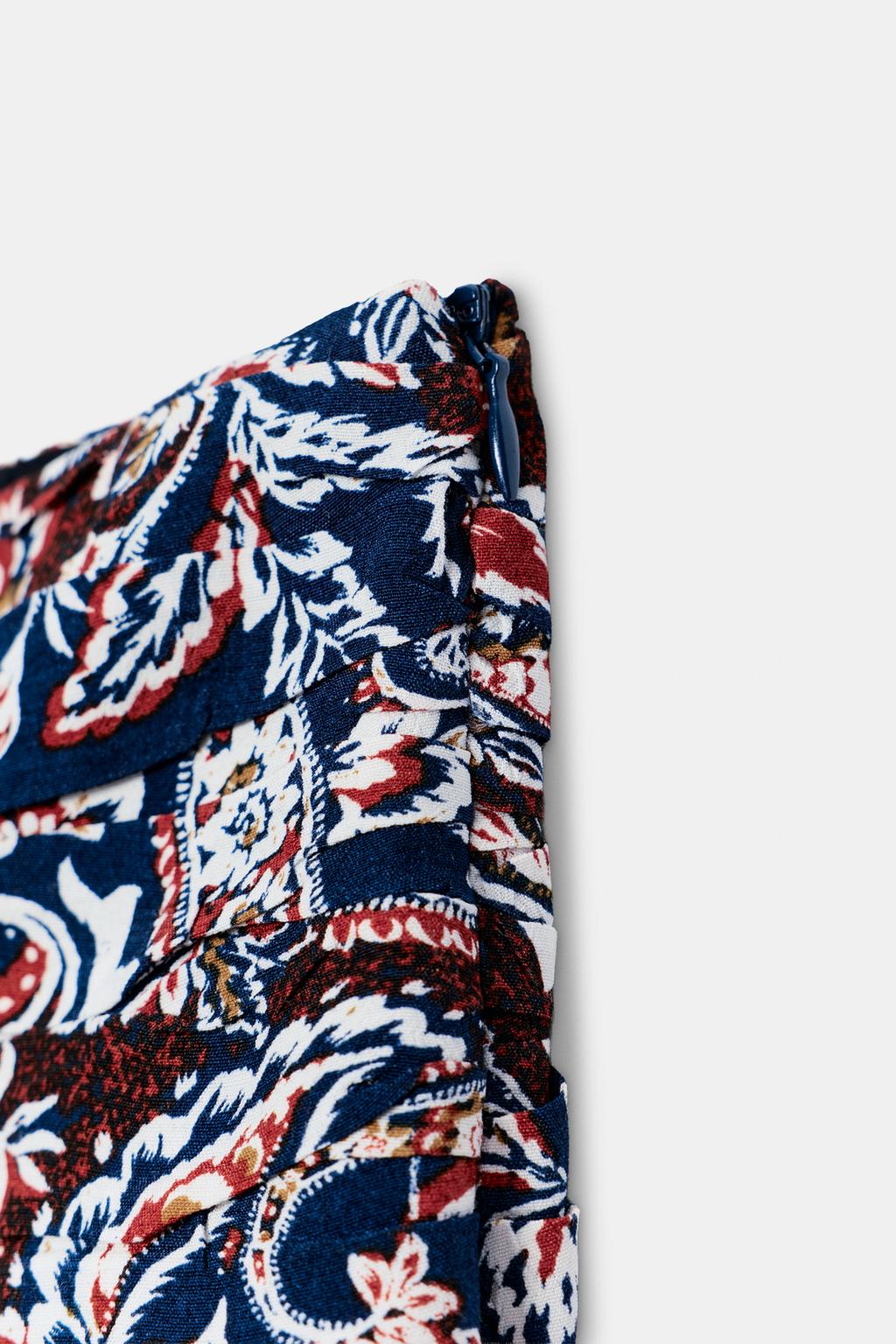 ЮБКА-ШОРТЫ АСИММЕТРИЧНОГО КРОЯ С ПРИНТОМ