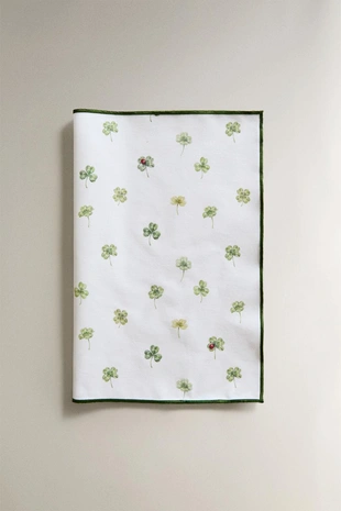 Подставка для тарелок с клевером и покрытием смолы- Заказать в России