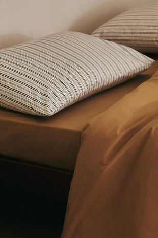 Простынь с резинкой percale | 40 см (300 нитей)- Заказать в России