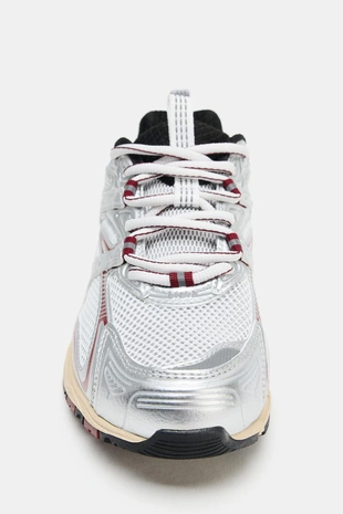 Контрастные кроссовки- Заказать в России