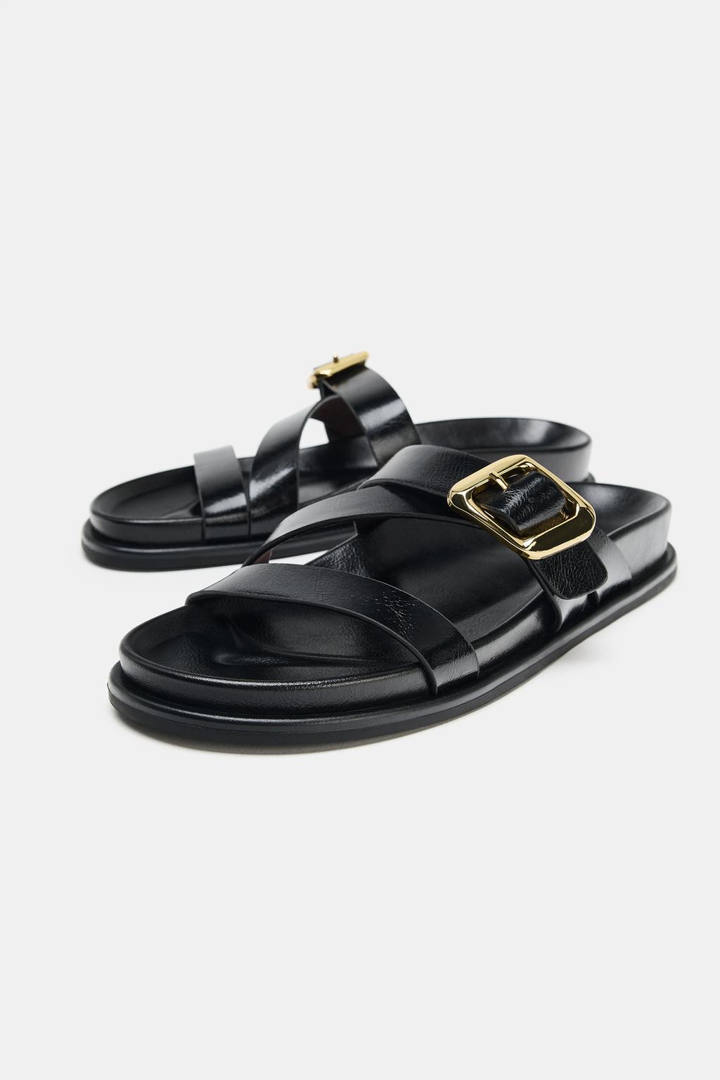 САНДАЛИИ НА ПЛОСКОЙ ПОДОШВЕ С ПРЯЖКАМИ