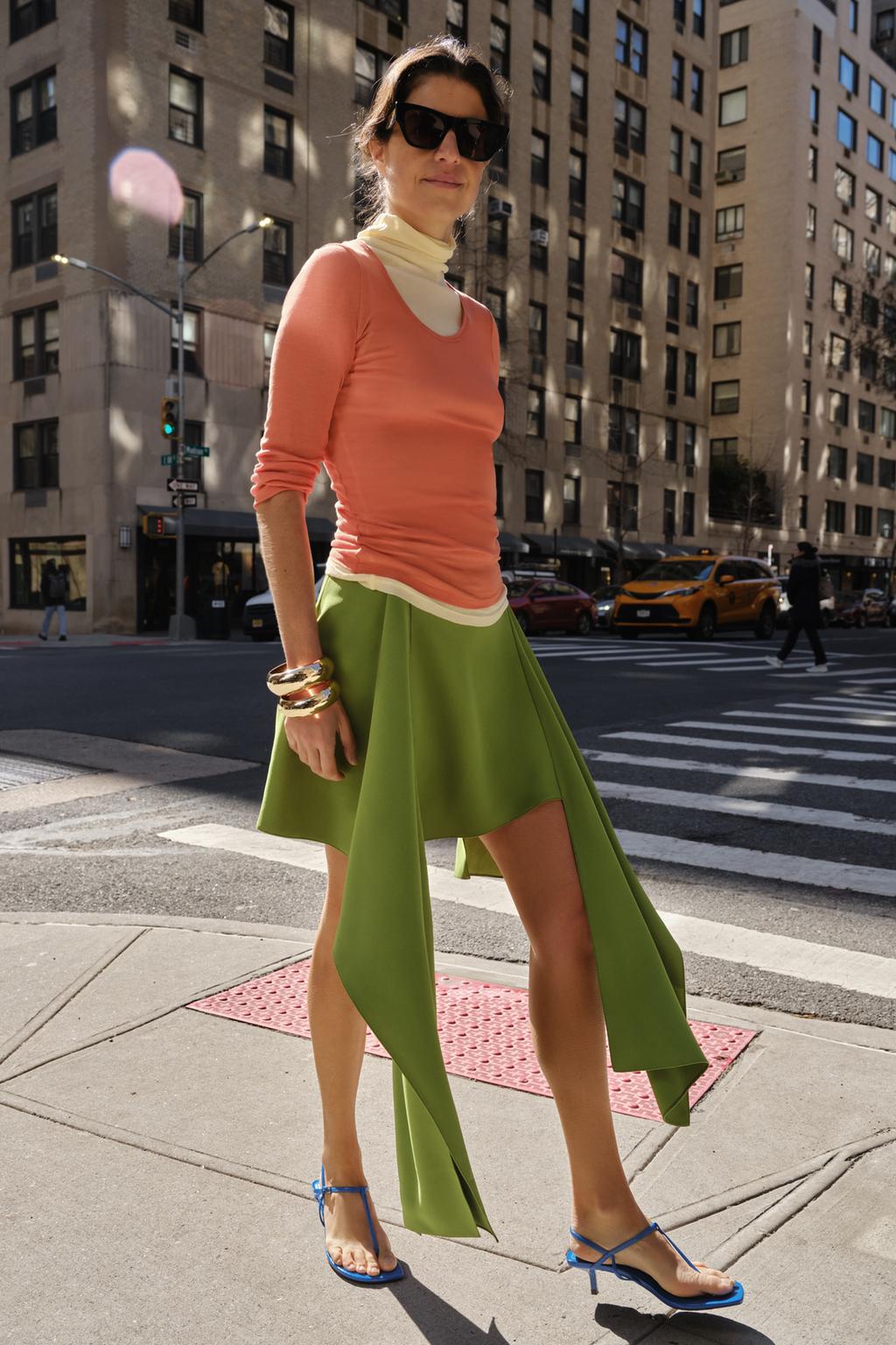 БОСОНОЖКИ НА КАБЛУКЕ С РЕМЕШКОМ