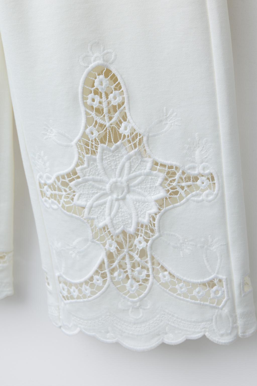 БРЮКИ WIDE LEG С ВЫШИВКОЙ