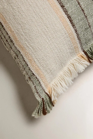 Покрывало с бахромой