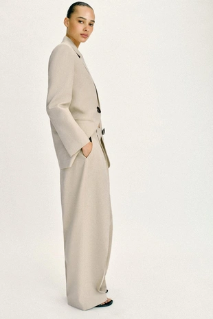 Брюки прямого кроя с защипами- Заказать в России