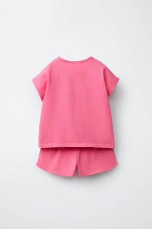 Комплект из футболки и шортов-бермудов