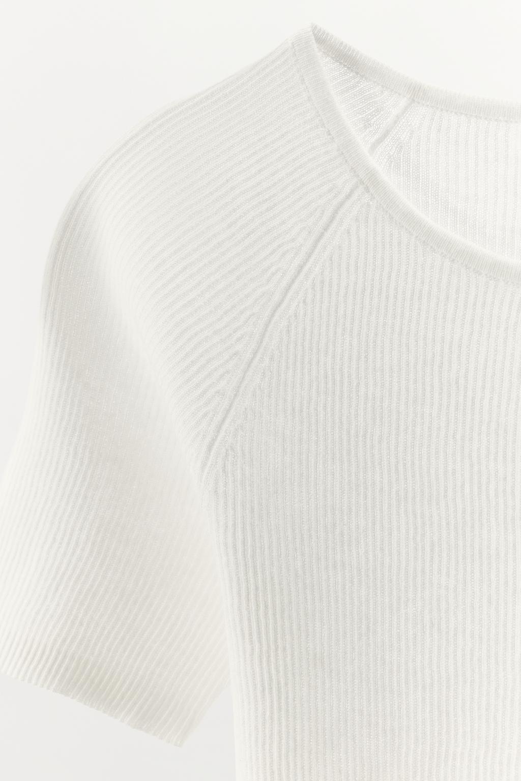 БАЗОВАЯ ФУТБОЛКА В РУБЧИК