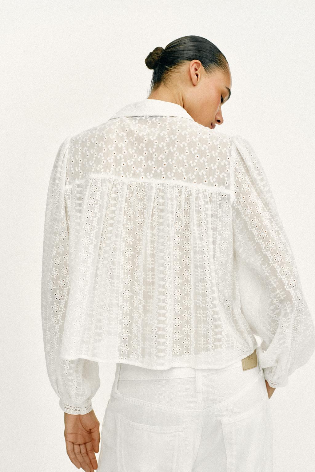 КОРОТКАЯ БЛУЗА С АЖУРНОЙ ВЫШИВКОЙ