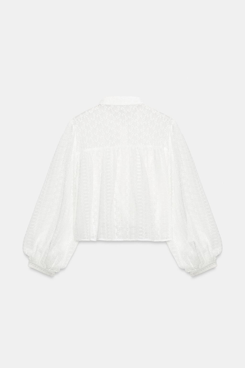 КОРОТКАЯ БЛУЗА С АЖУРНОЙ ВЫШИВКОЙ