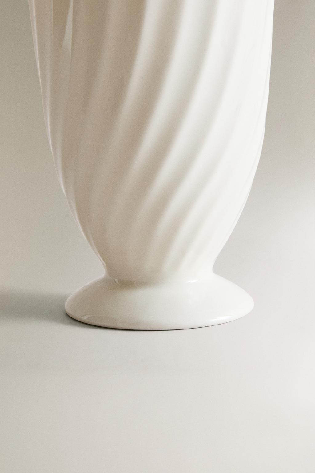 Держатель для зубных щеток из керамики с рельефом