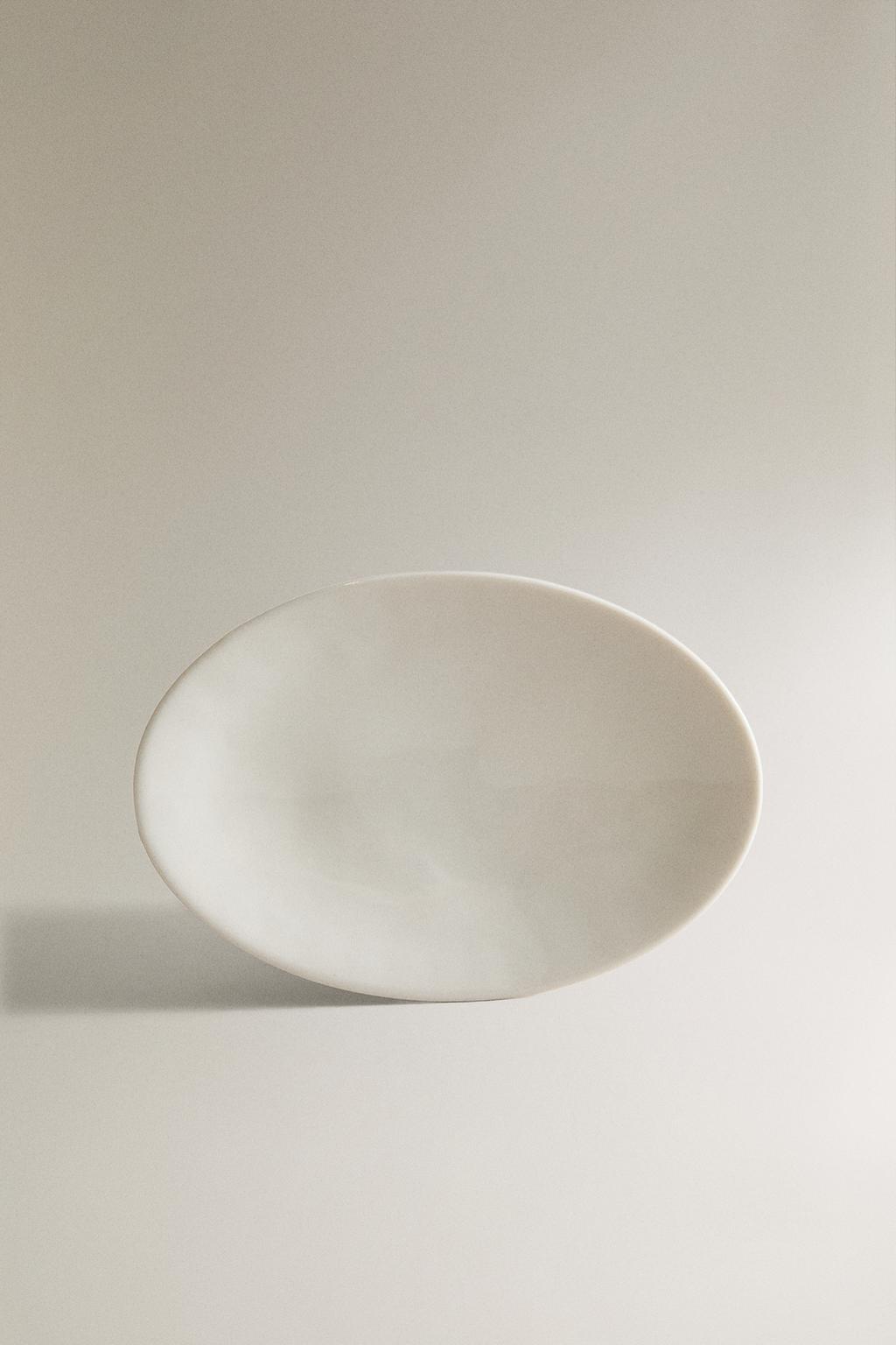 Керамическая мыльница с рельефным дизайном