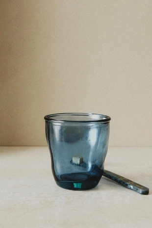 Прозрачный синий стакан для зубных щеток из стекла- Заказать в России