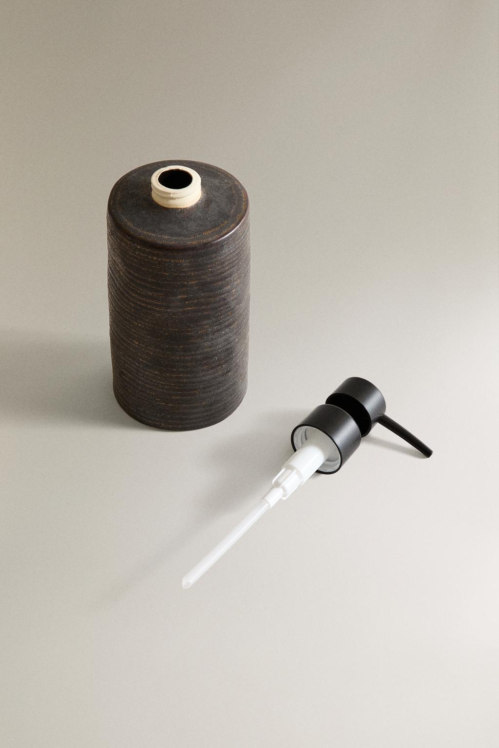 Черный керамический диспенсер для мыла