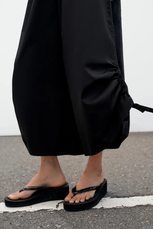 Брюки-кюлоты с регулируемыми манжетами- Заказать в России