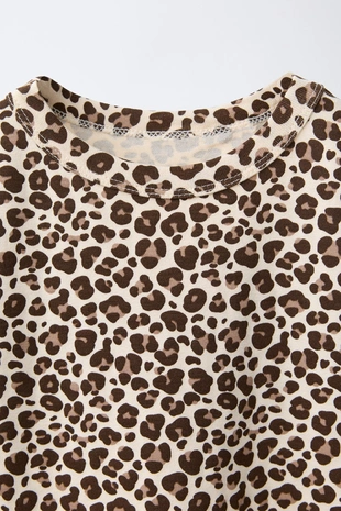 Футболка с анималистическим принтом- Заказать в России