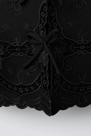 Жилет с вышивкой- Заказать в России