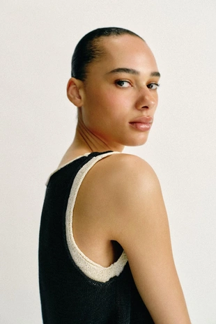 Комбинированный трикотажный топ- Заказать в России