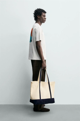 Футболка с комбинированной вышивкой- Заказать в России