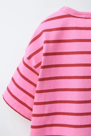 Футболка в полоску с вышитым сердцем